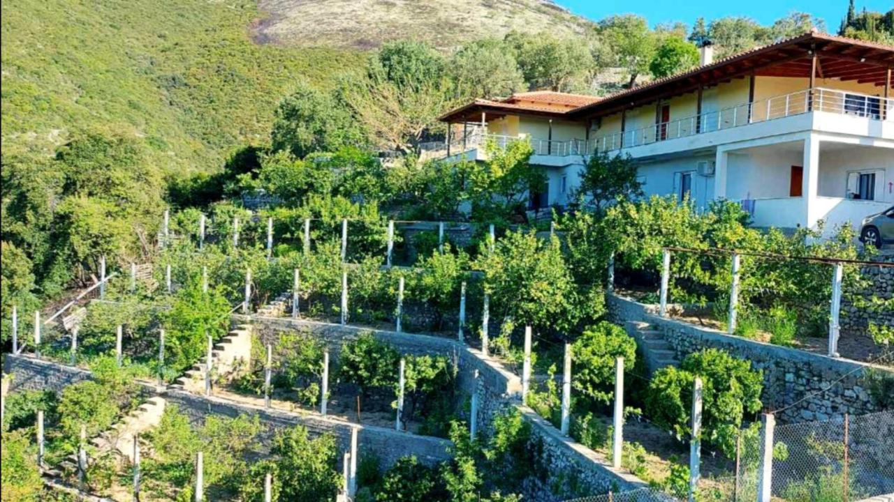 Philoxenia Guest House Himarë Exterior foto