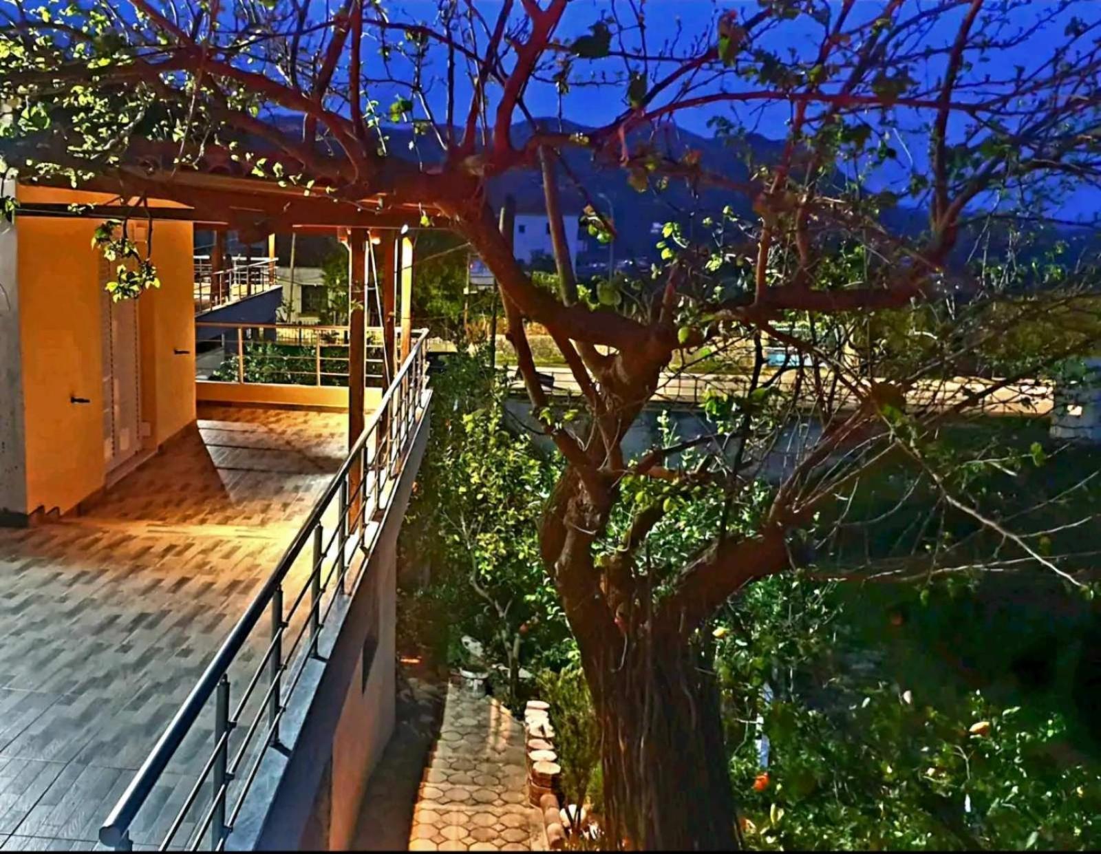 Philoxenia Guest House Himarë Exterior foto