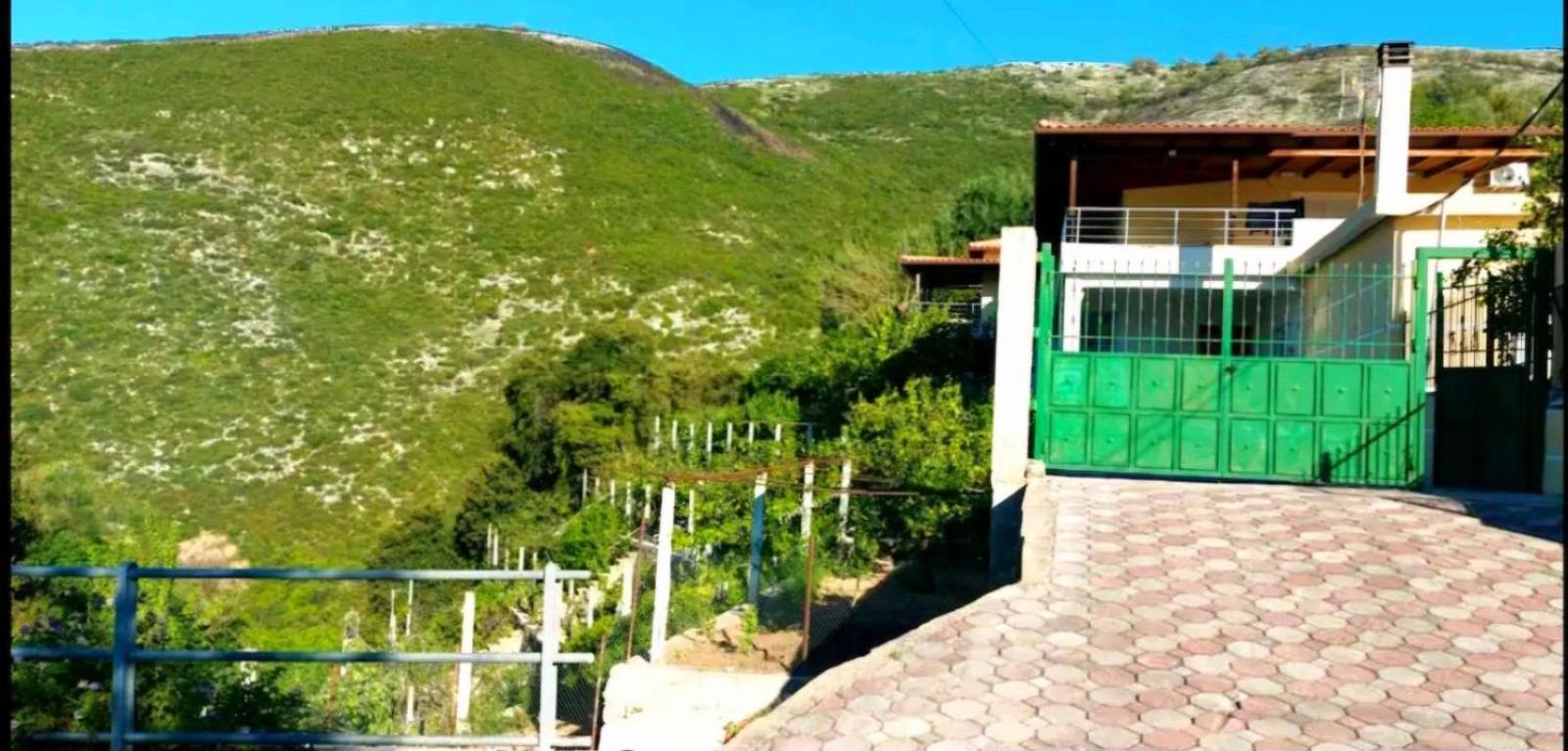 Philoxenia Guest House Himarë Exterior foto