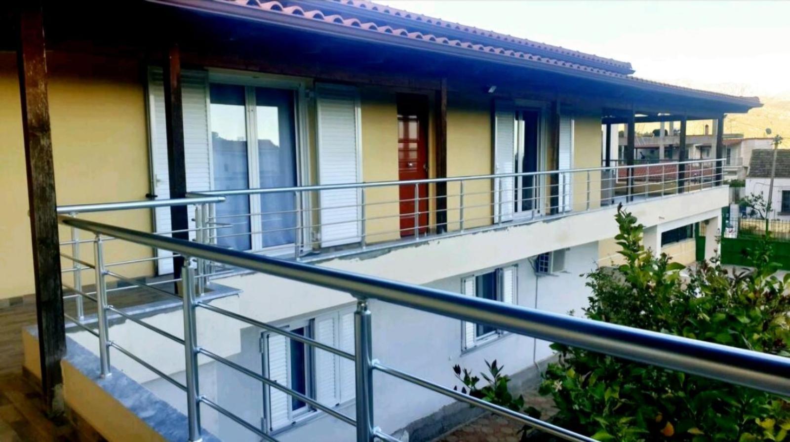 Philoxenia Guest House Himarë Exterior foto